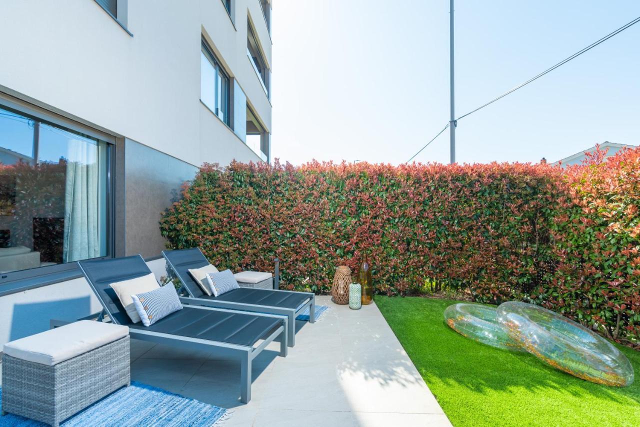 Luxury New Apartment With Private Garden Near The Beach! Porec Exterior photo